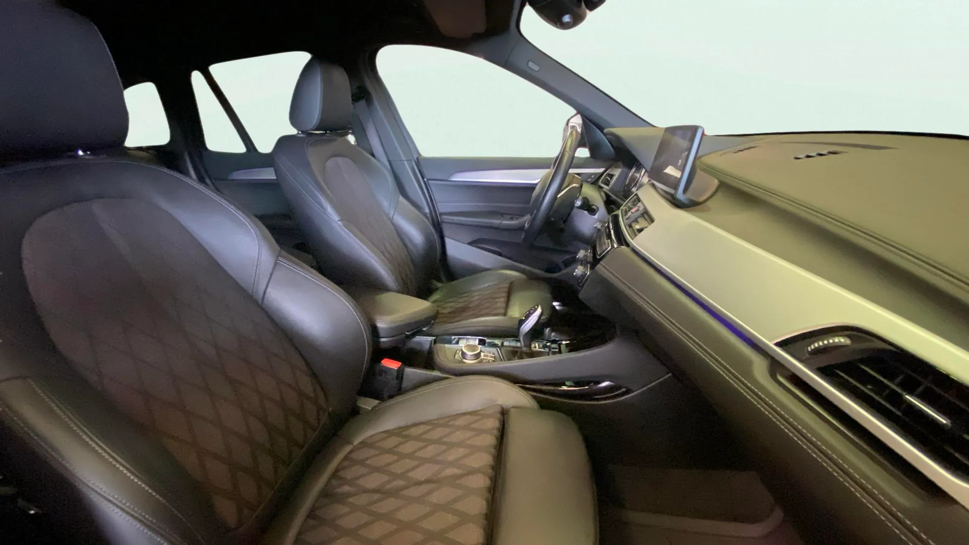 BMW X1 sDrive18i - foto 12