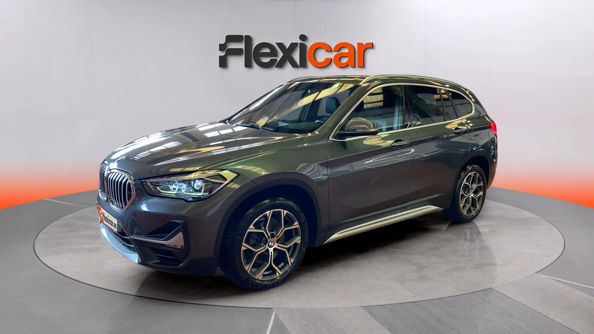 BMW X1 sDrive18i - foto 3