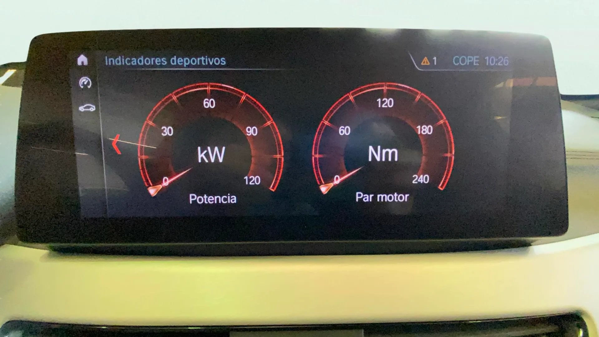 BMW X1 sDrive18i - foto 31