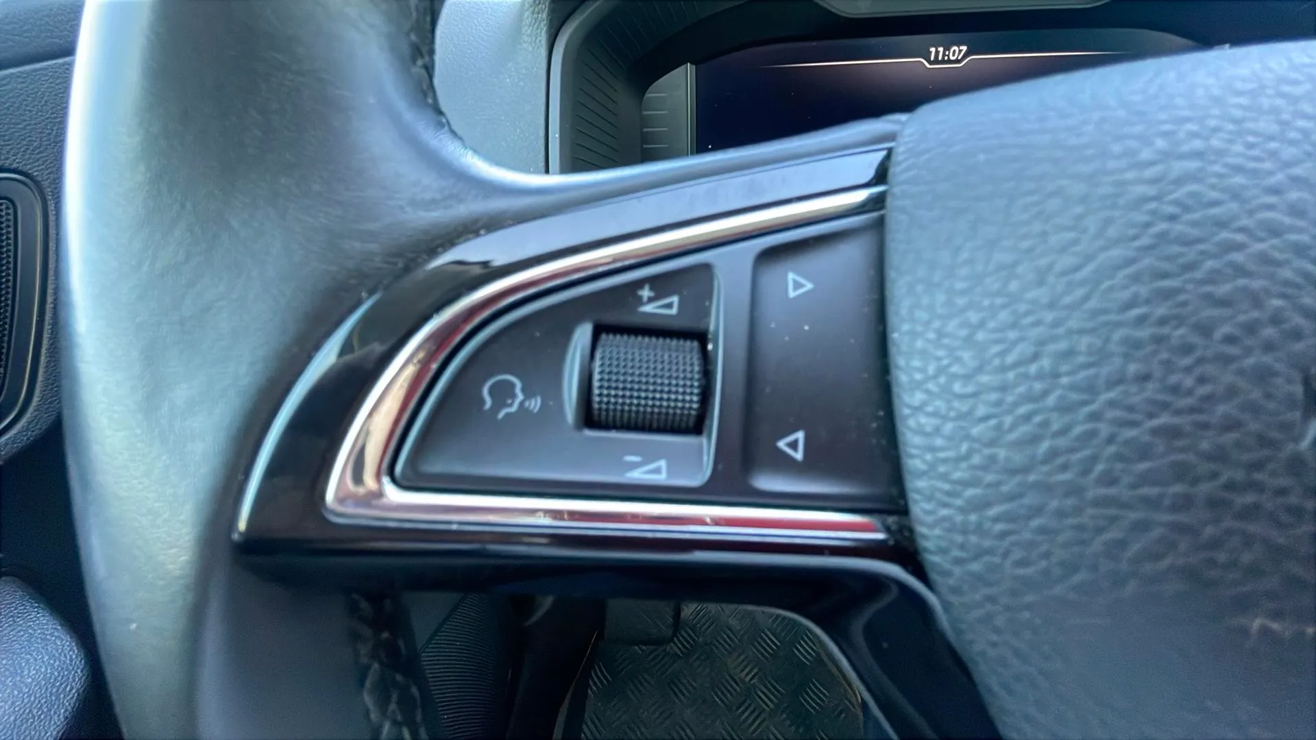 Škoda Karoq 1.5 TSI ACT Style - foto 14