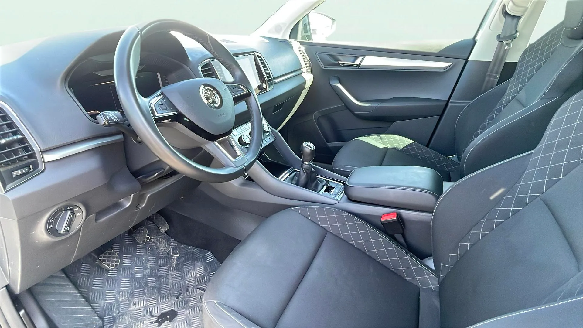Škoda Karoq 1.5 TSI ACT Style - foto 11