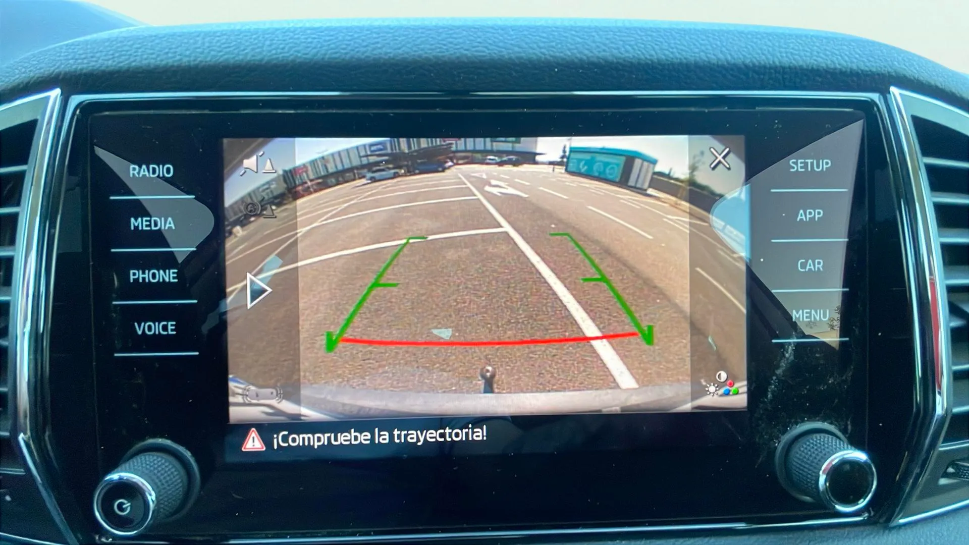 Škoda Karoq 1.5 TSI ACT Style - foto 18