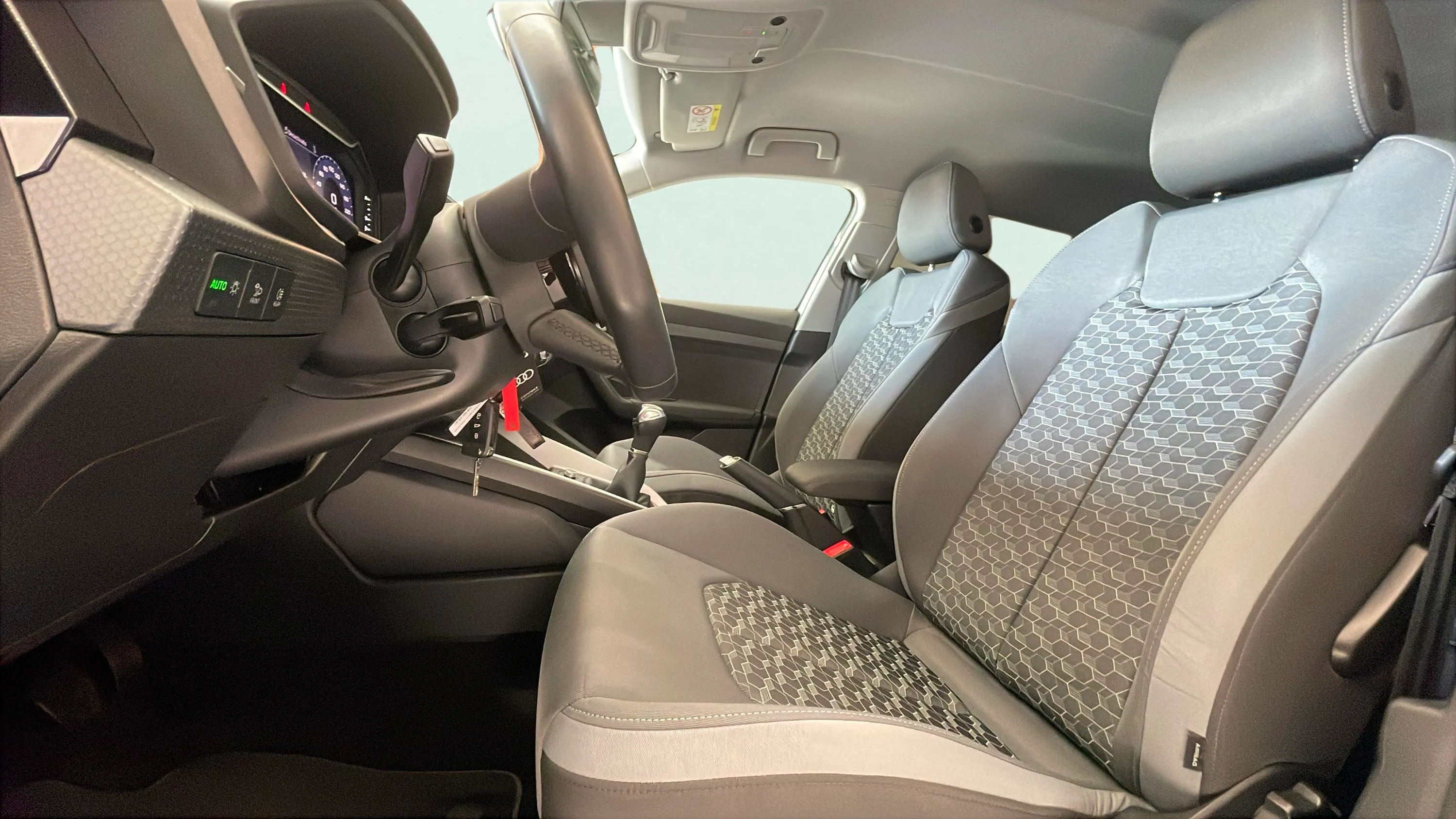 Audi A1 Sportback S line 25 TFSI - foto 19