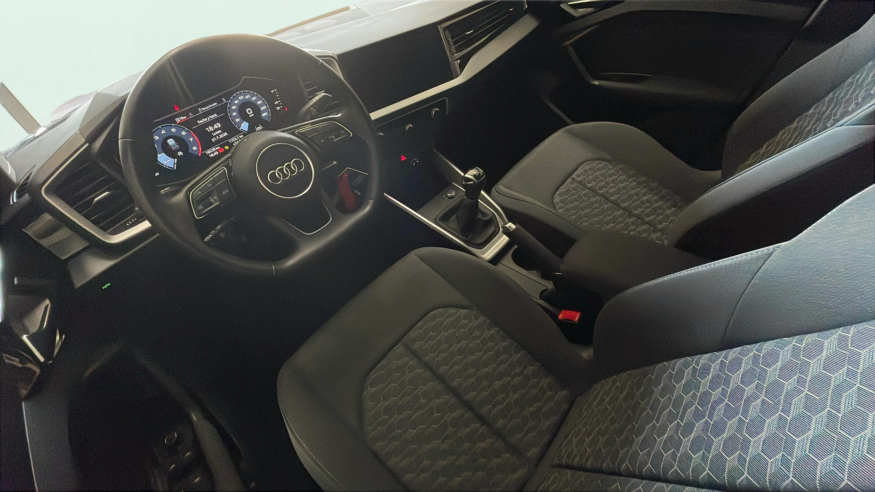 Audi A1 Sportback S line 25 TFSI - foto 11