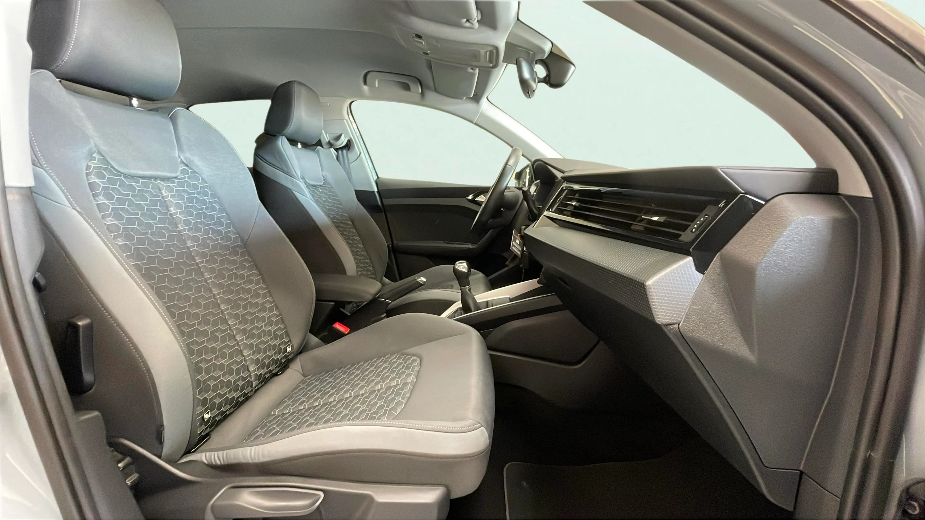 Audi A1 Sportback S line 25 TFSI - foto 20