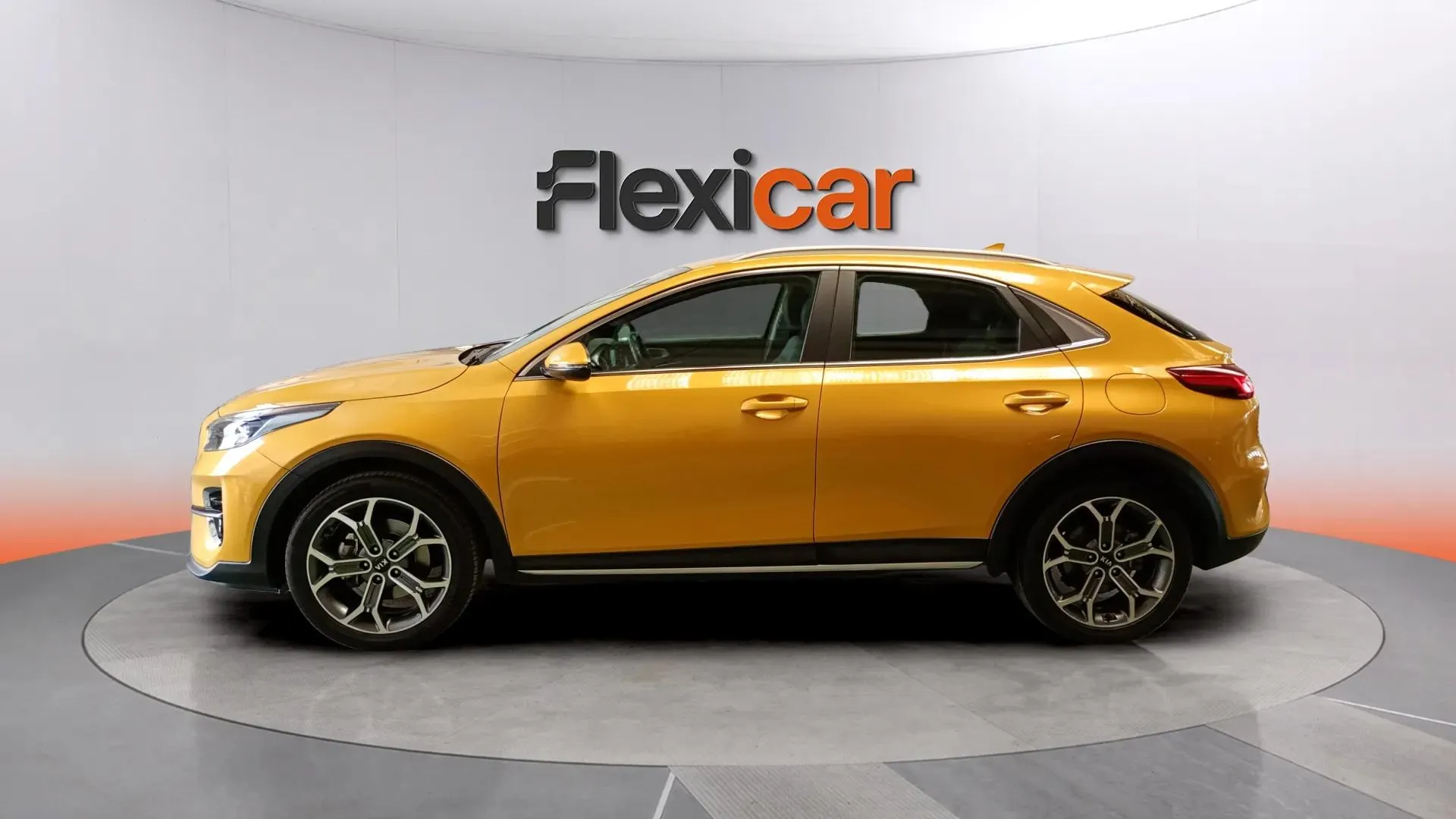 Kia XCeed 1.0 T-GDi Concept - foto 4