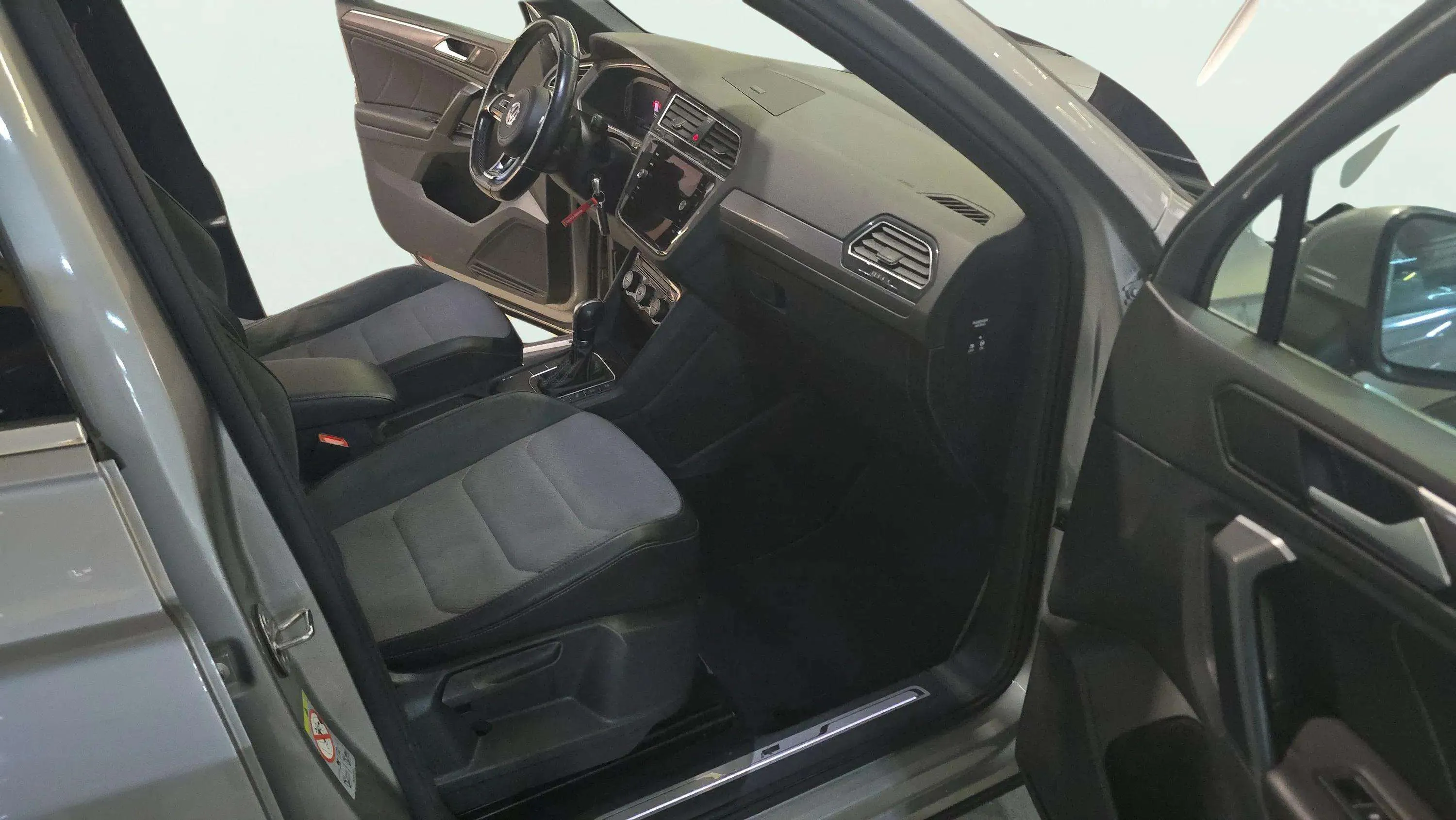 Volkswagen Tiguan Sport 1.5 TSI DSG - foto 11