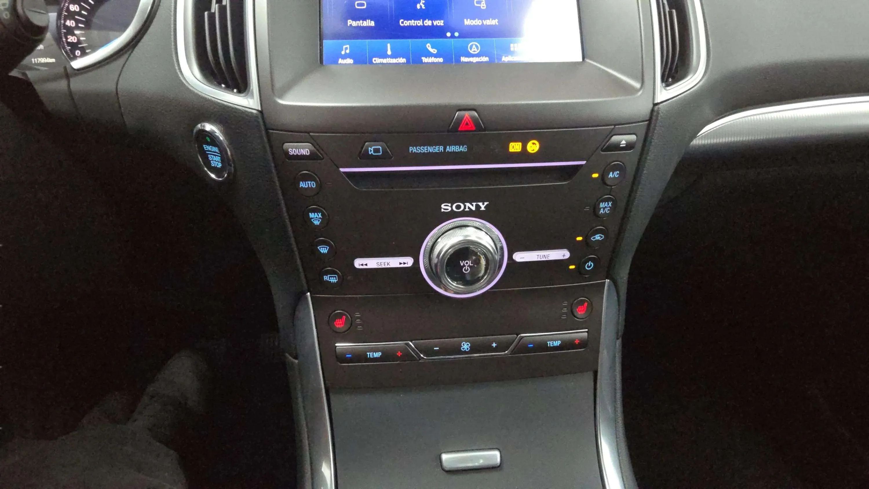 Ford S-Max 1.5 EcoBoost ST-Line - foto 24