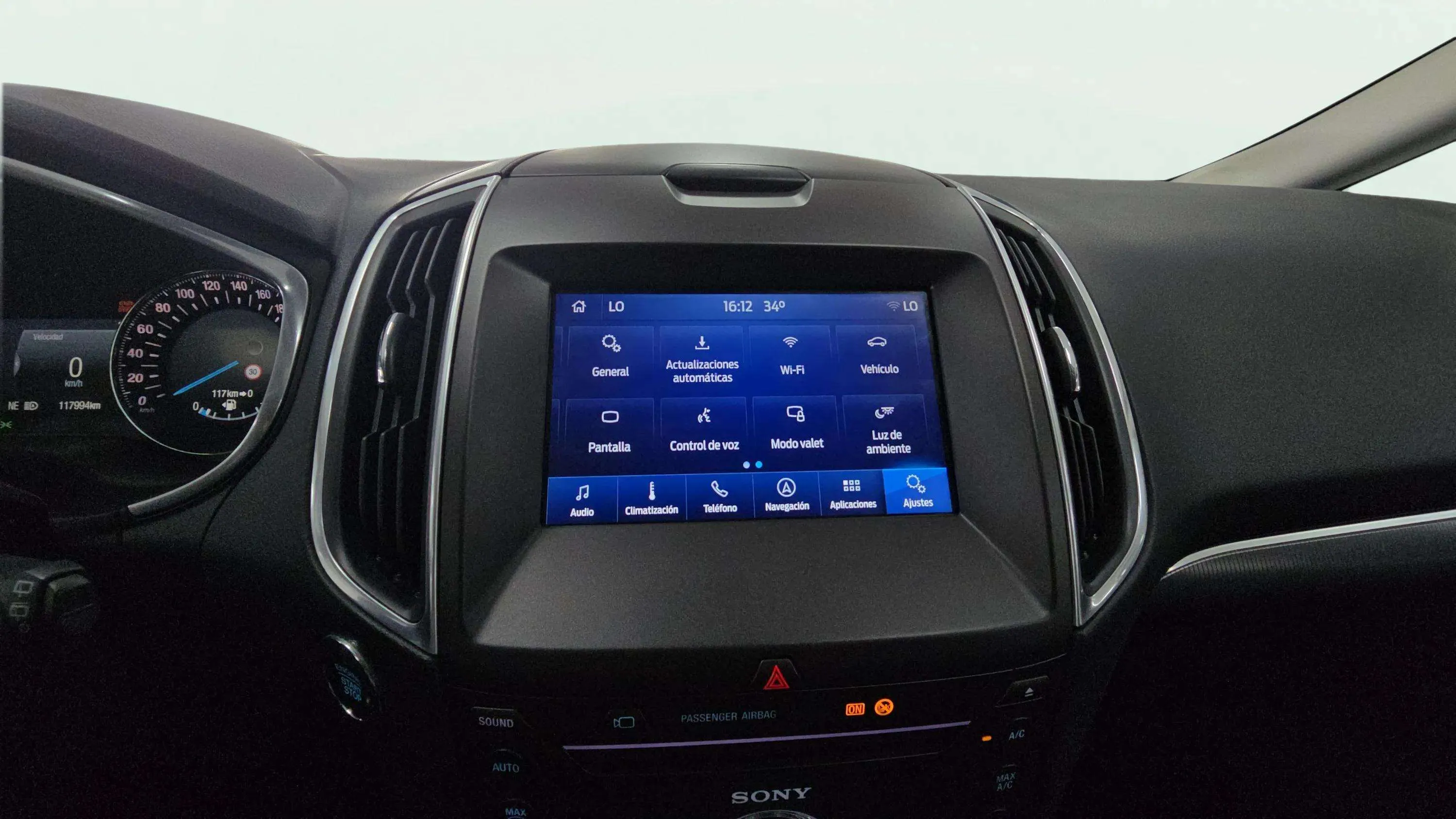 Ford S-Max 1.5 EcoBoost ST-Line - foto 22