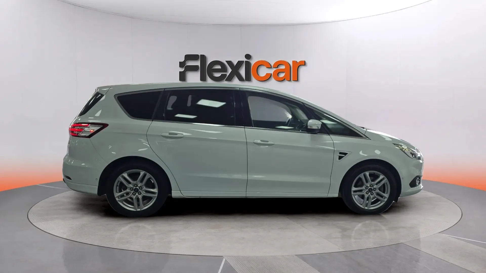 Ford S-Max 1.5 EcoBoost ST-Line - foto 8