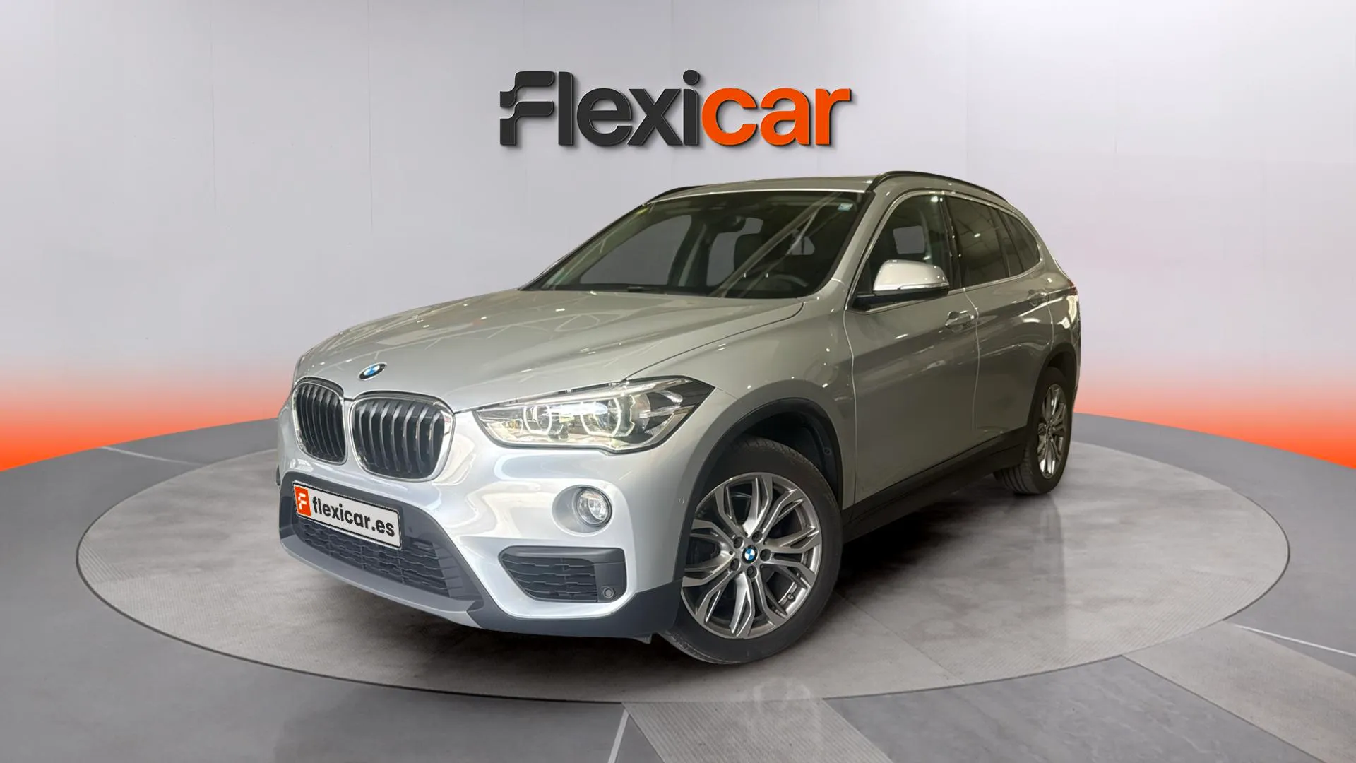 BMW X1 sDrive18i - foto 3
