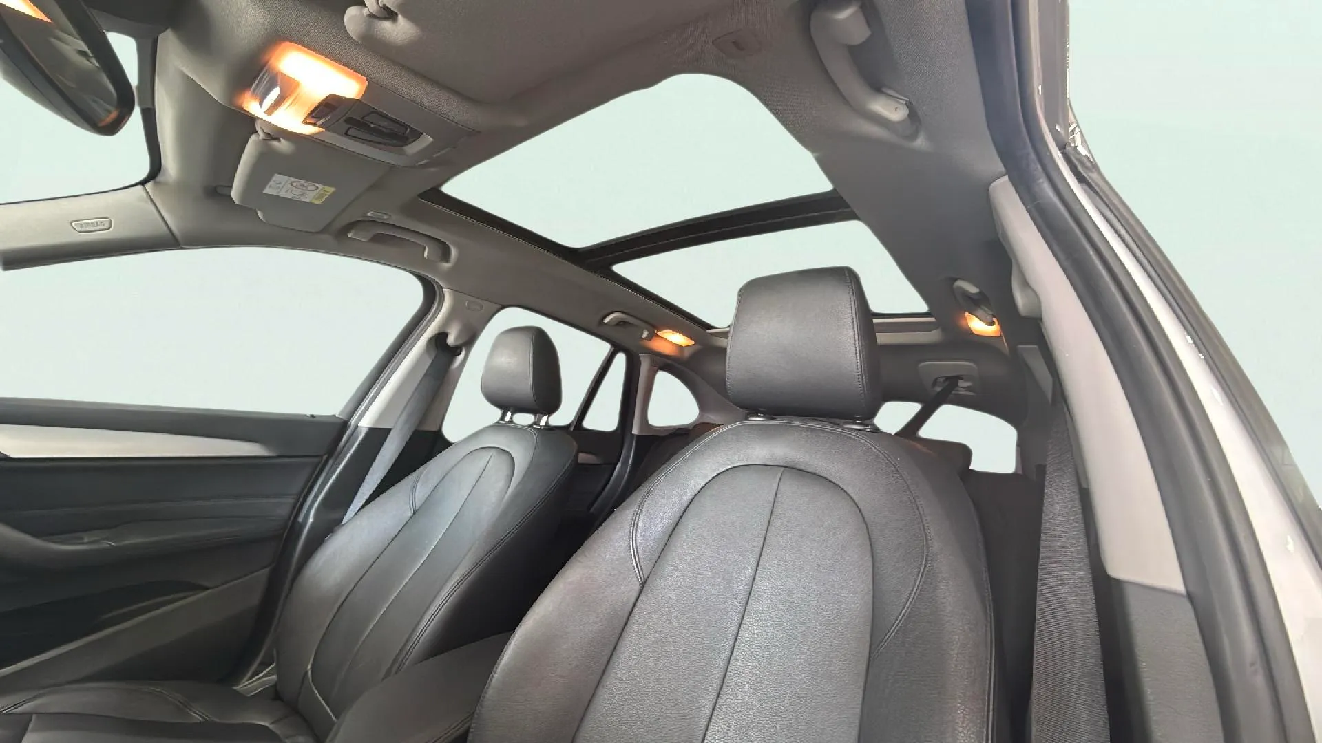 BMW X1 sDrive18i - foto 9