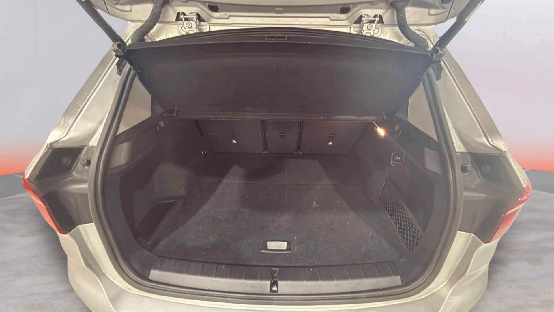 BMW X1 sDrive18i - foto 24