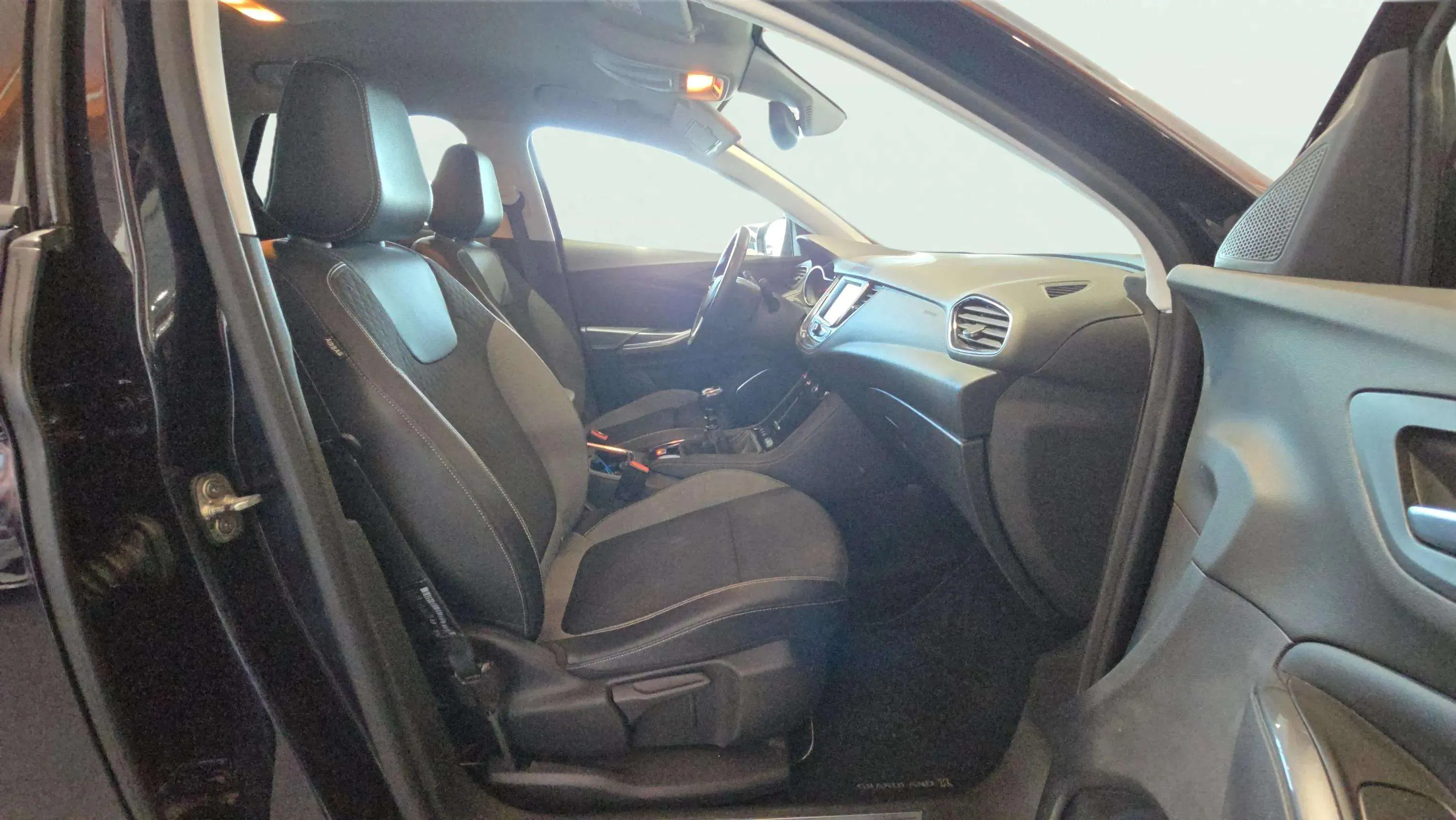 Opel Grandland 1.5 CDTi Selective - foto 13