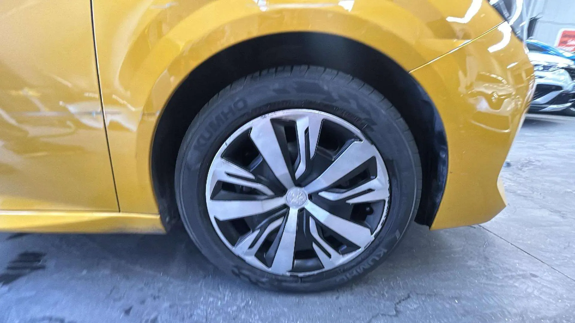Peugeot 208 PureTech Active - foto 10