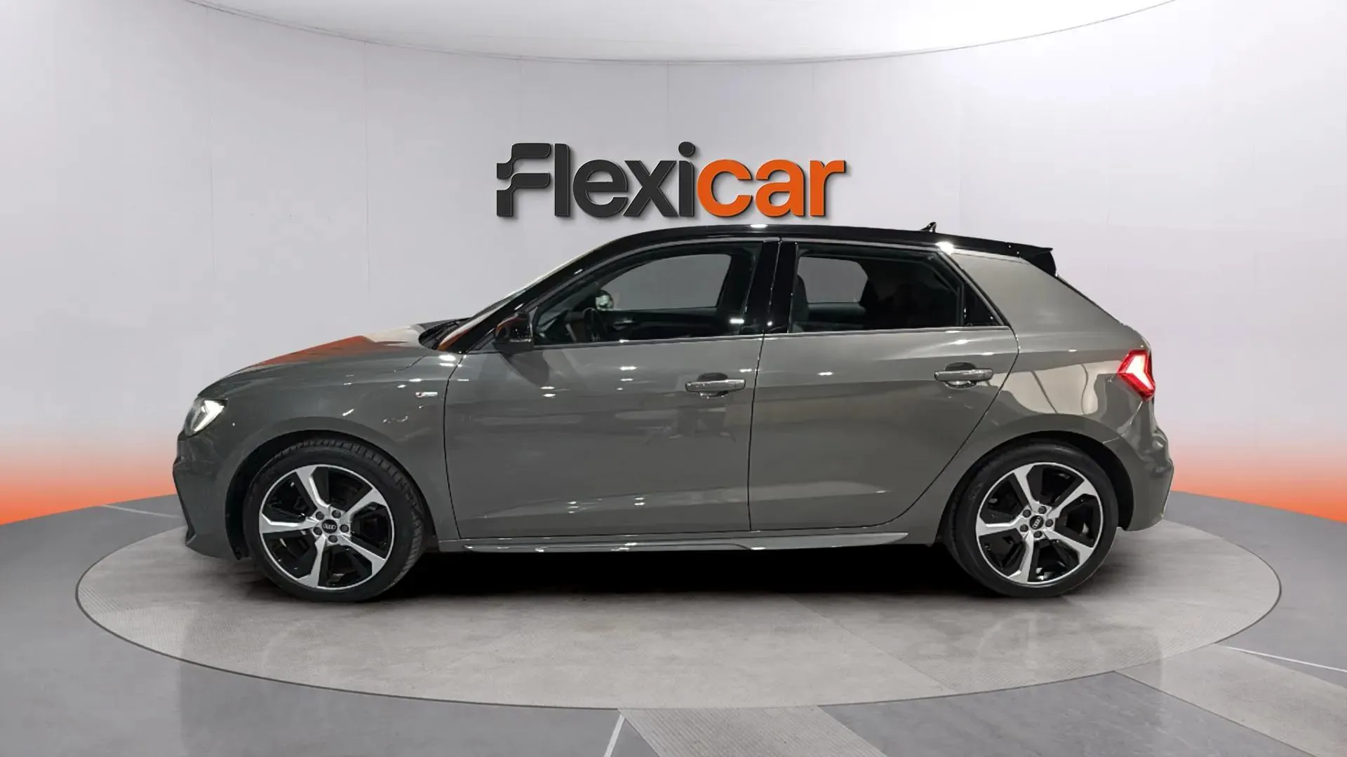 Audi A1 Sportback S line 30 TFSI - foto 4