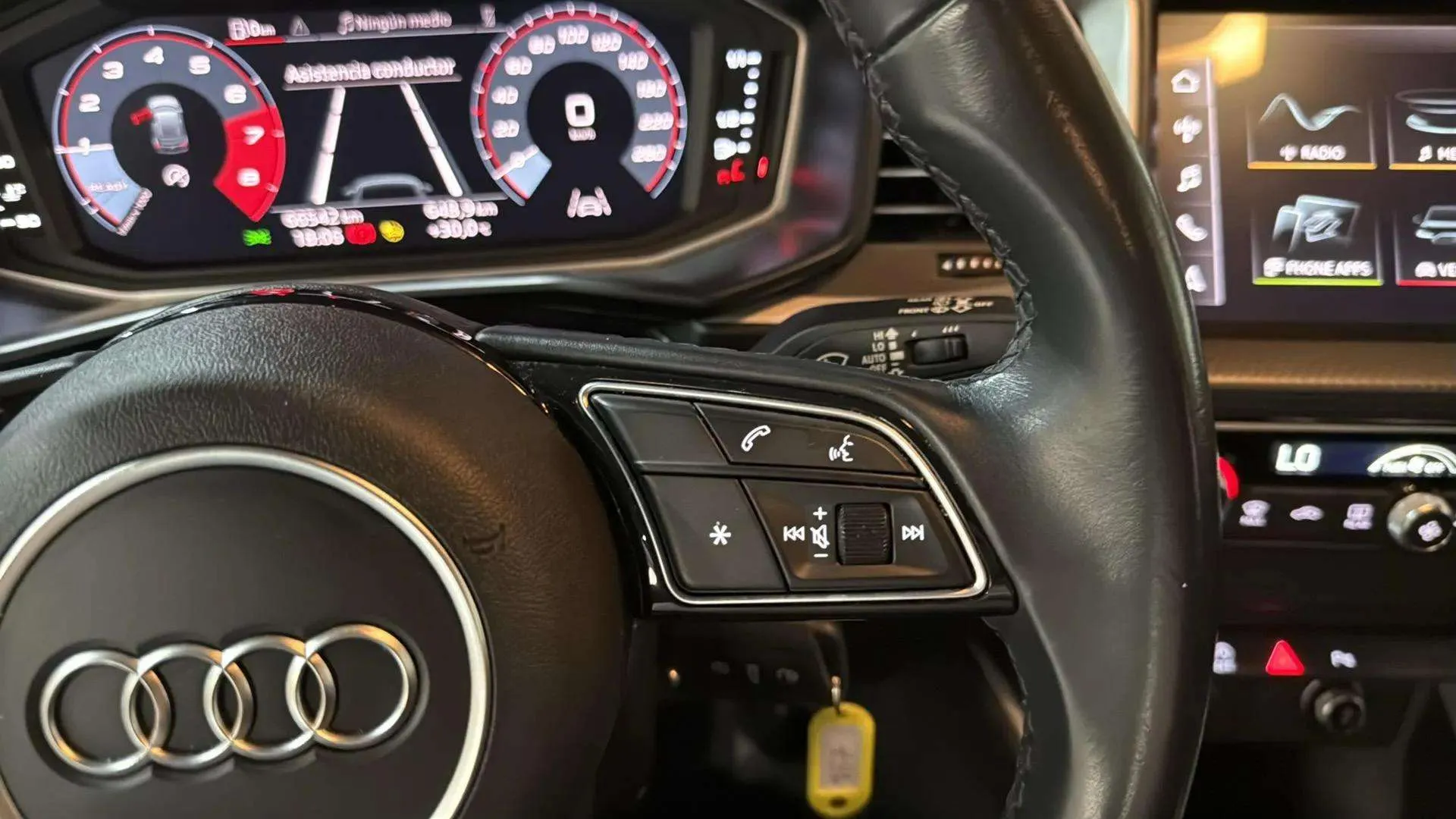 Audi A1 Sportback S line 30 TFSI - foto 17
