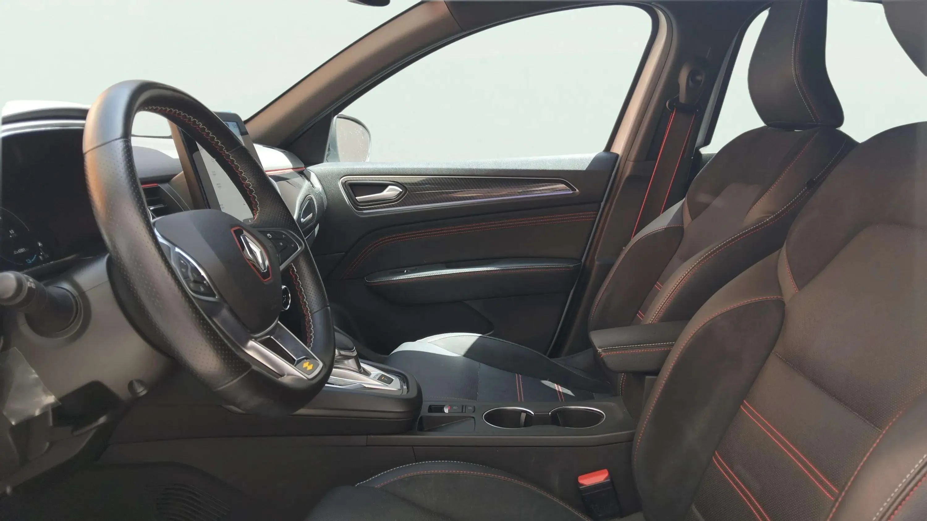Renault Arkana E-Tech Engin. Fast Track Híb - foto 12