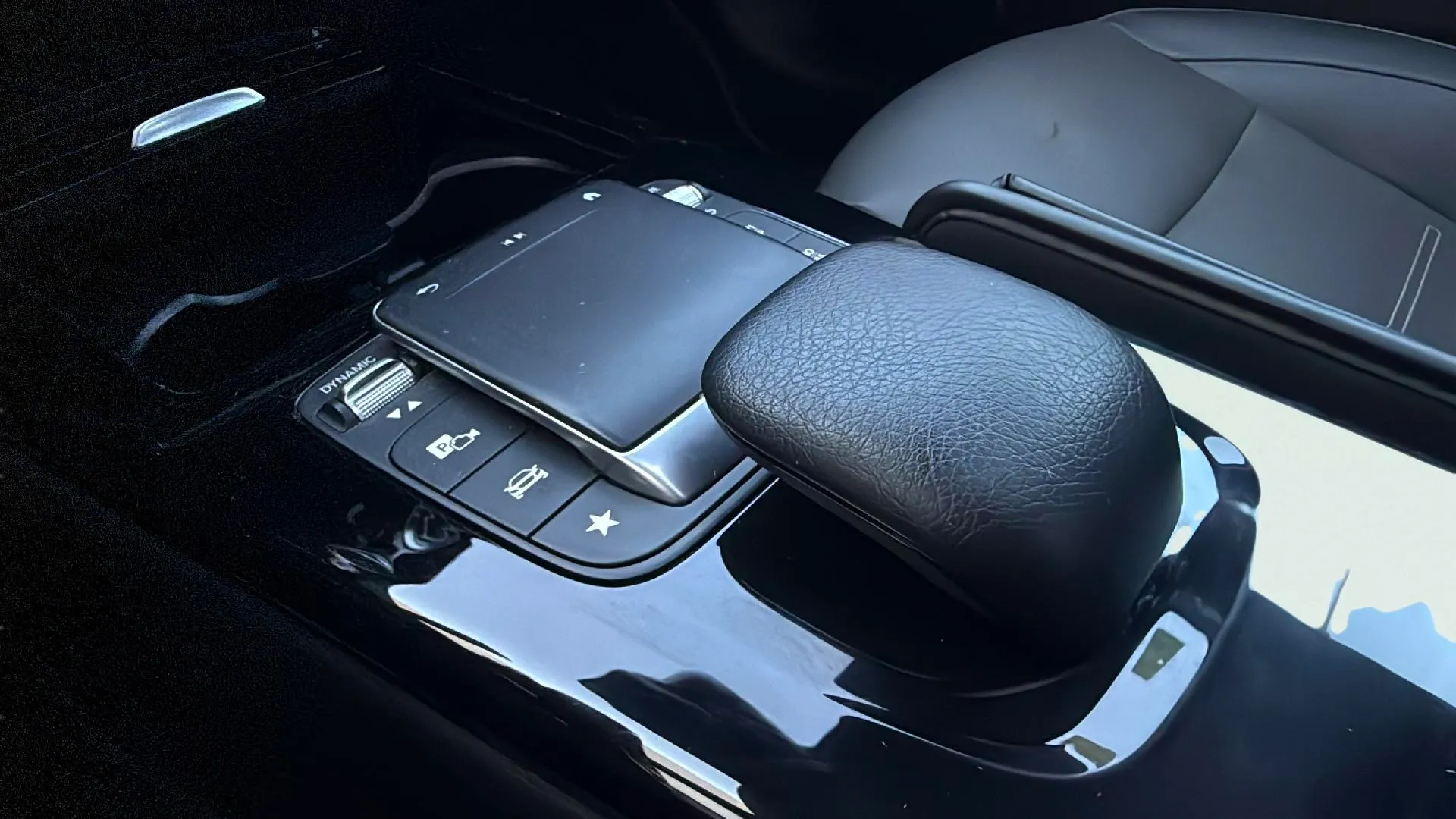 Mercedes-Benz CLA 250 4MATIC - foto 16