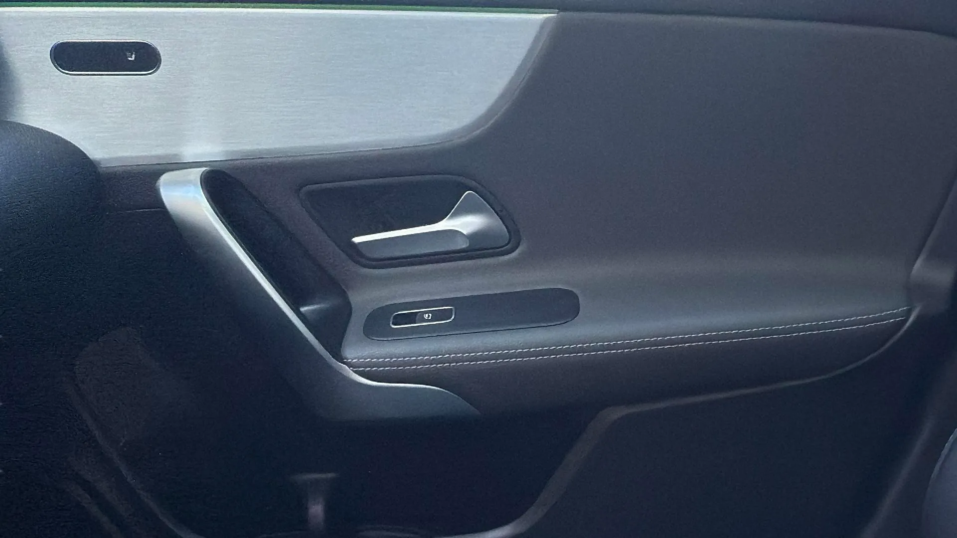 Mercedes-Benz CLA 250 4MATIC - foto 22