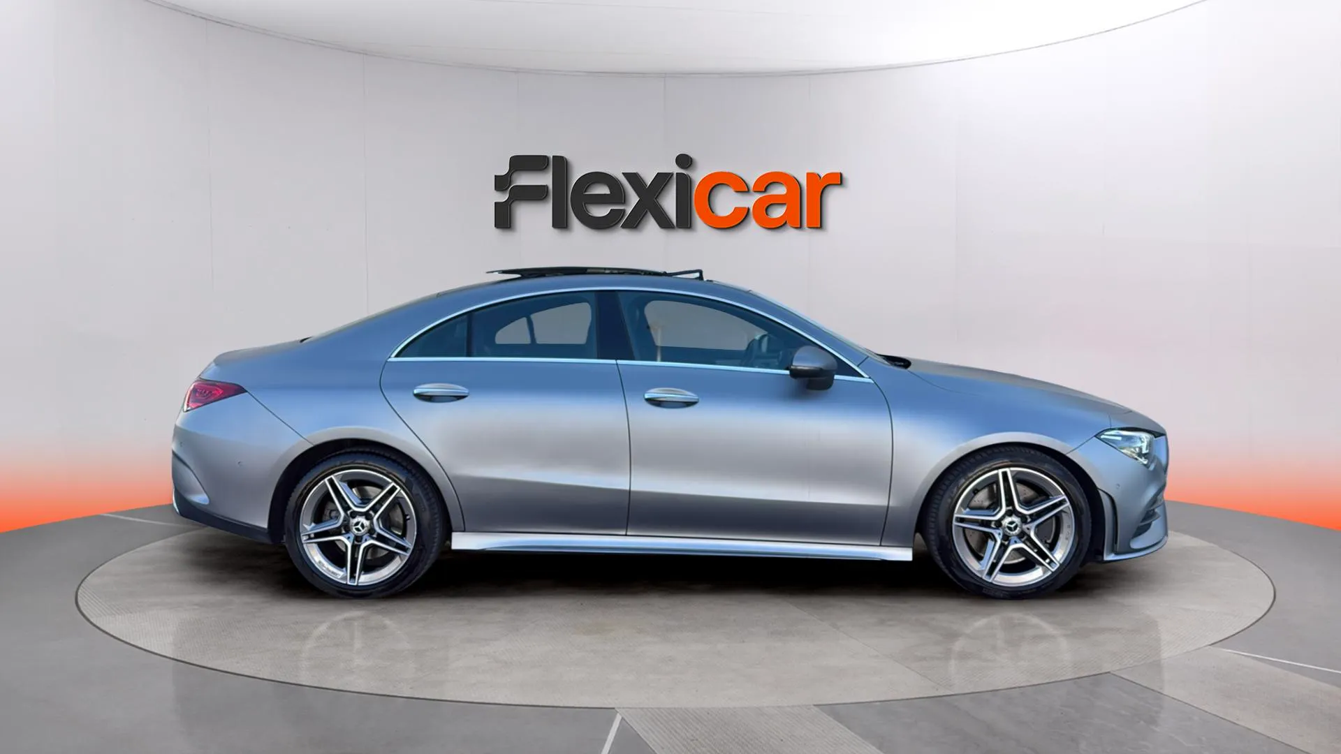 Mercedes-Benz CLA 250 4MATIC - foto 5