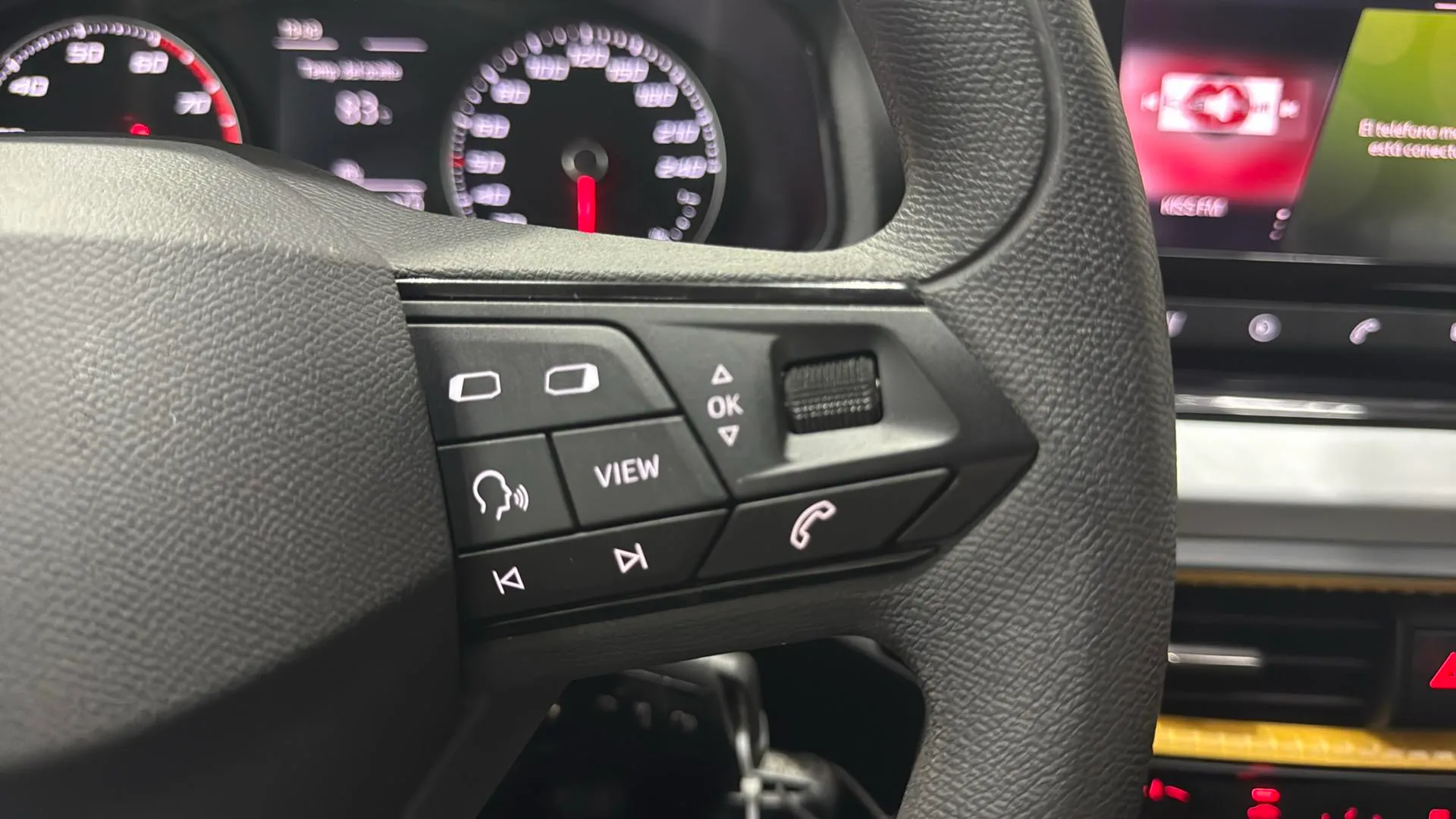 SEAT Arona 1.0 TSI Reference - foto 14