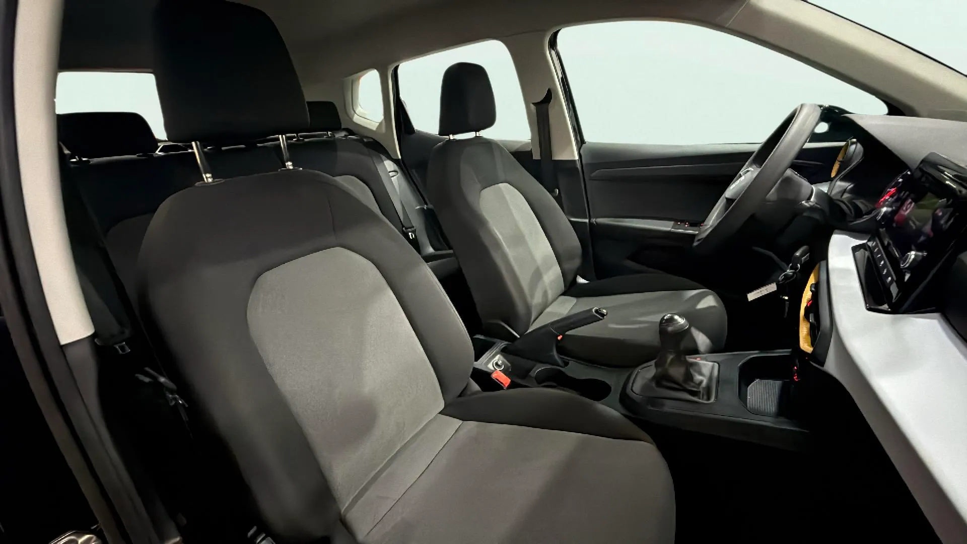 SEAT Arona 1.0 TSI Reference - foto 20