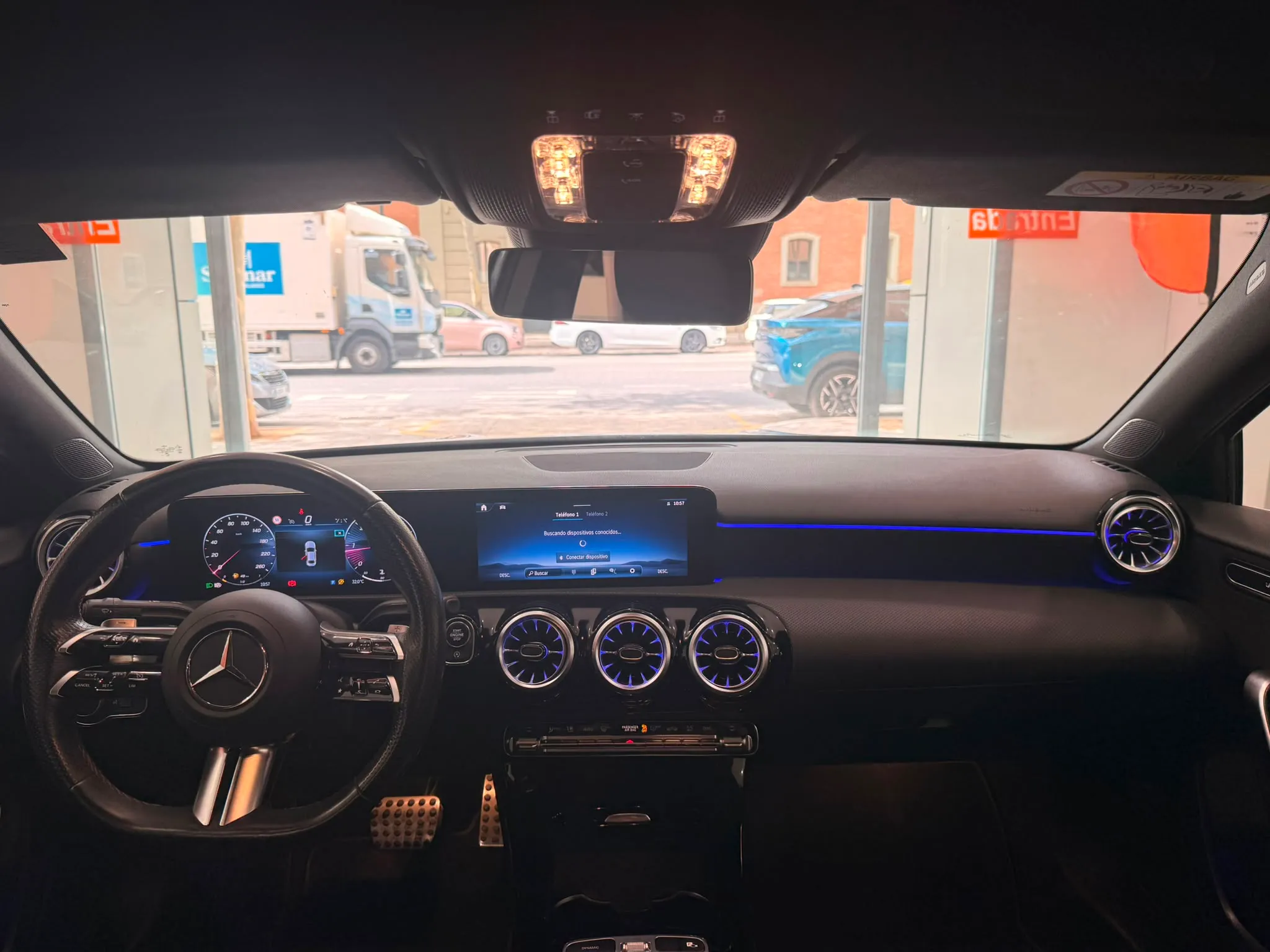 Mercedes-Benz Clase A A 200 d Sedán - foto 6