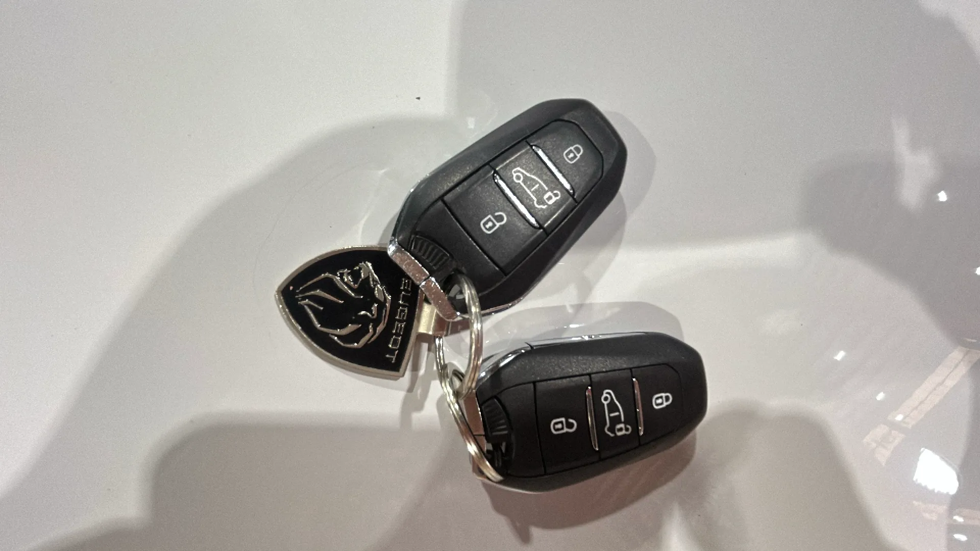 Peugeot Rifter GT BlueHDi 130 - foto 14
