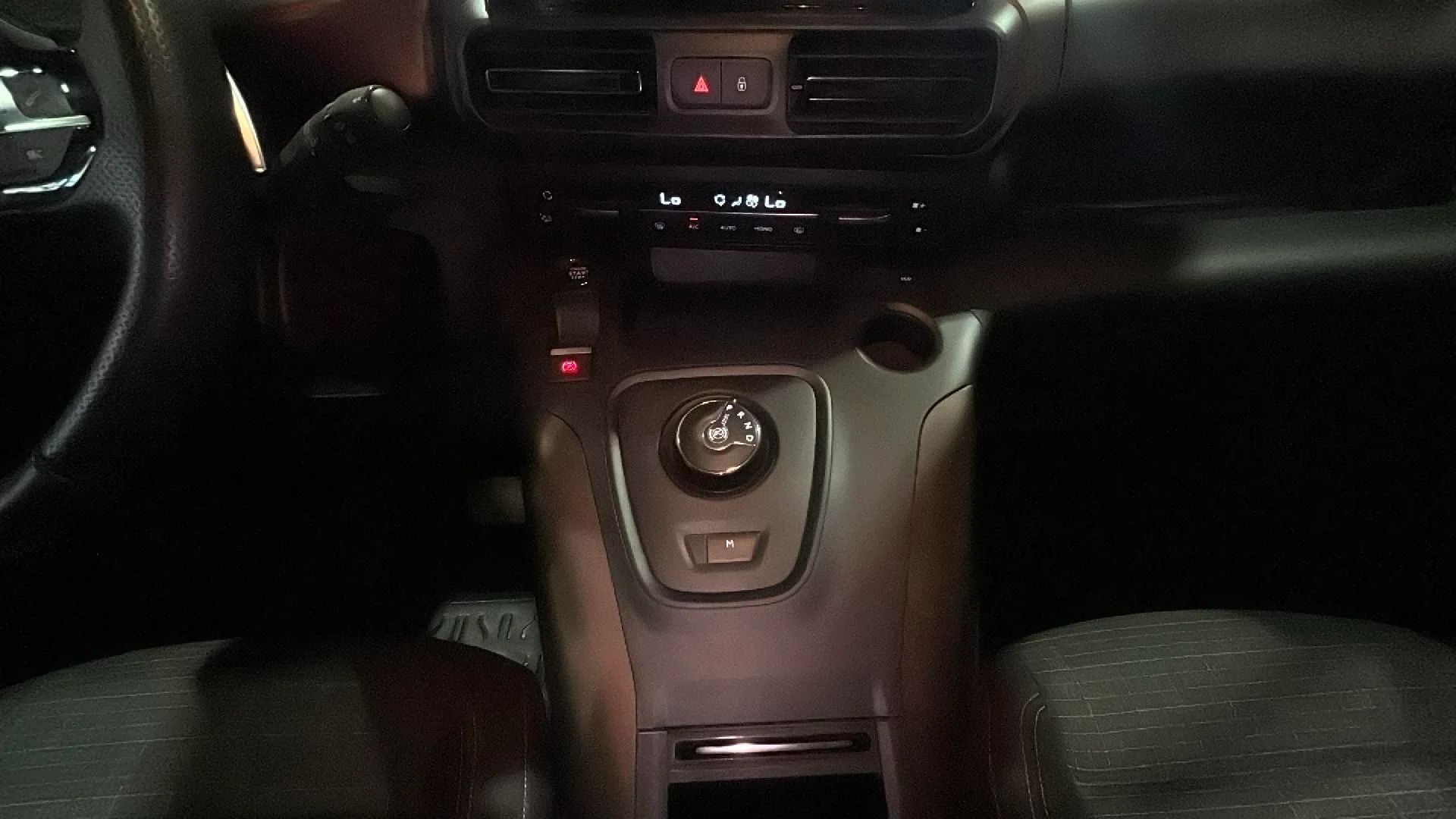 Peugeot Rifter GT BlueHDi 130 - foto 15