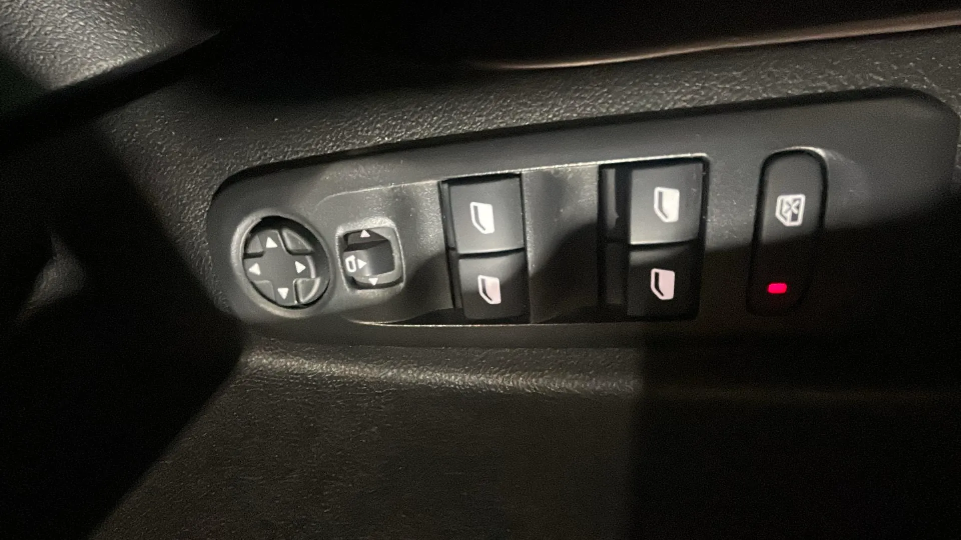 Peugeot Rifter GT BlueHDi 130 - foto 21