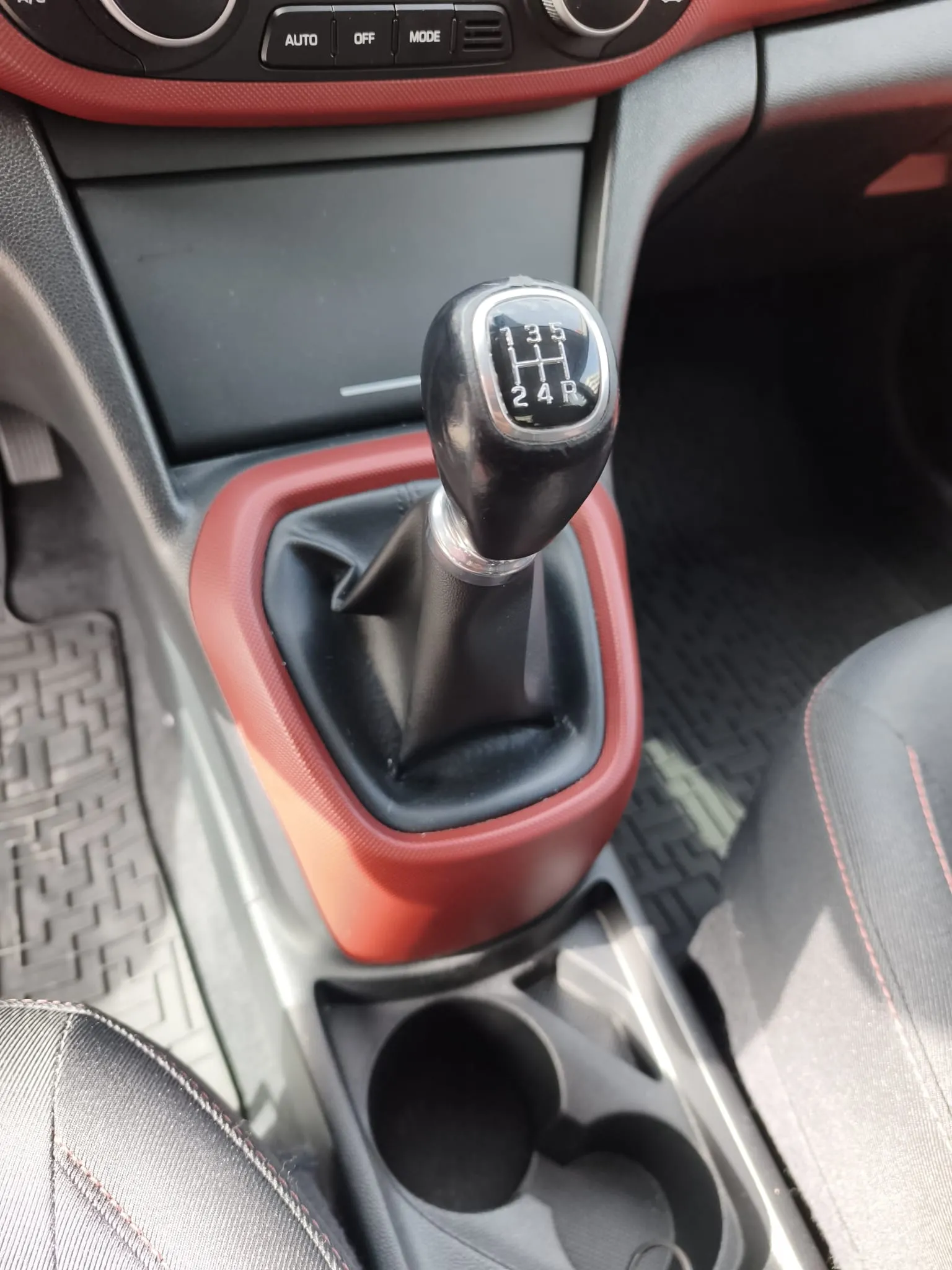 Hyundai i10 1.2 Tecno - foto 11
