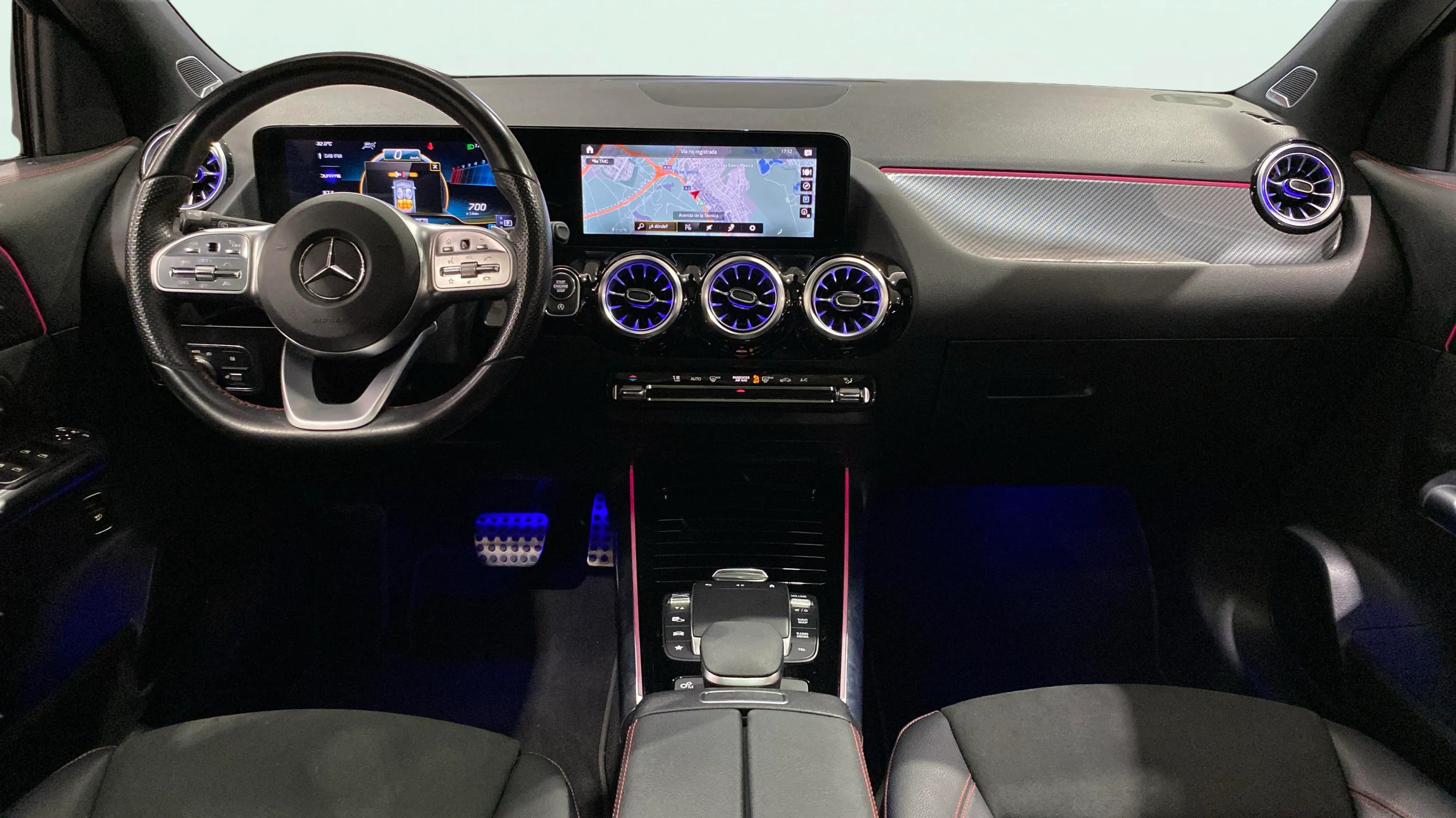 Mercedes-Benz GLA Mercedes-AMG GLA 35 4MATIC - foto 16