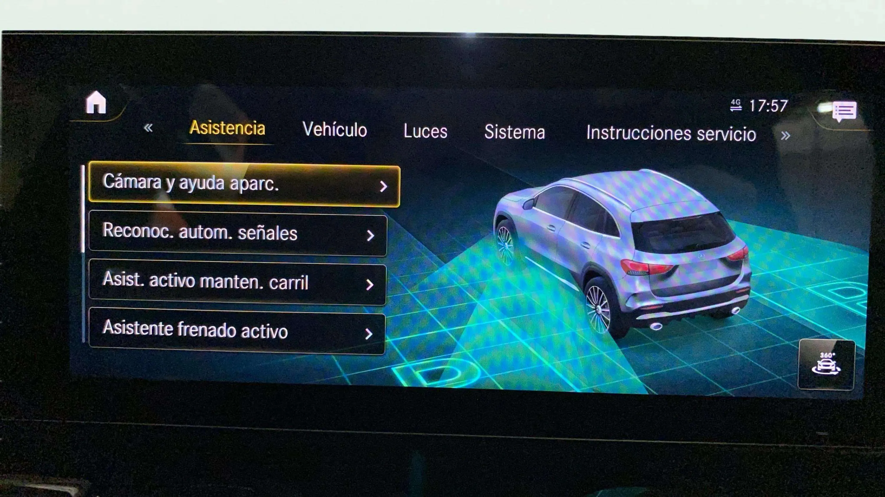 Mercedes-Benz GLA Mercedes-AMG GLA 35 4MATIC - foto 31