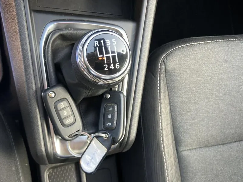 Renault Captur TCe Intens - foto 16