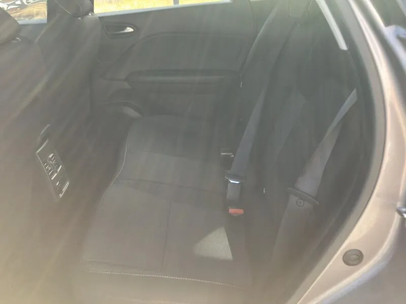 Renault Captur TCe Intens - foto 17