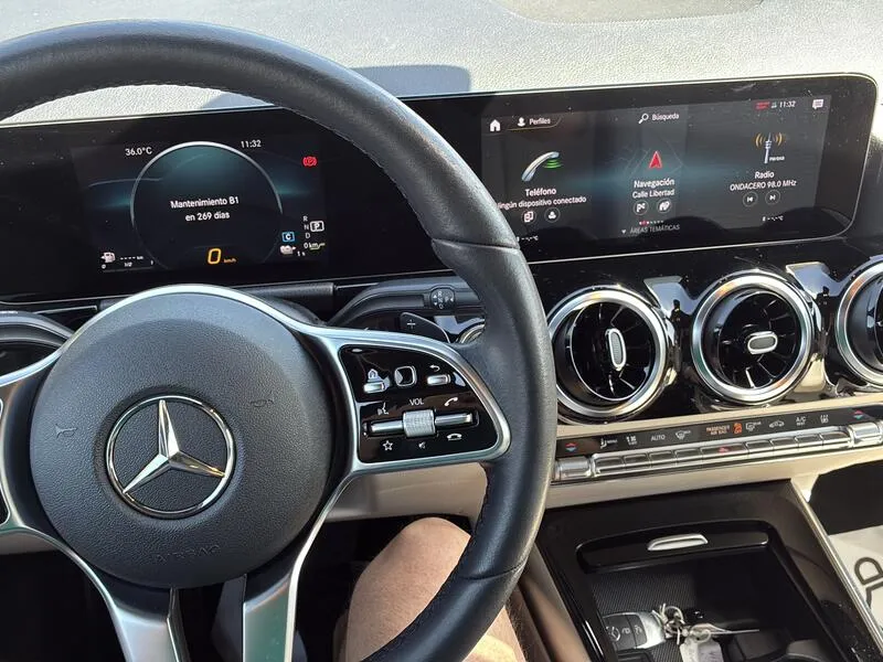 Mercedes-Benz GLA 250 e - foto 13
