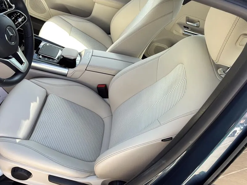 Mercedes-Benz GLA 250 e - foto 12