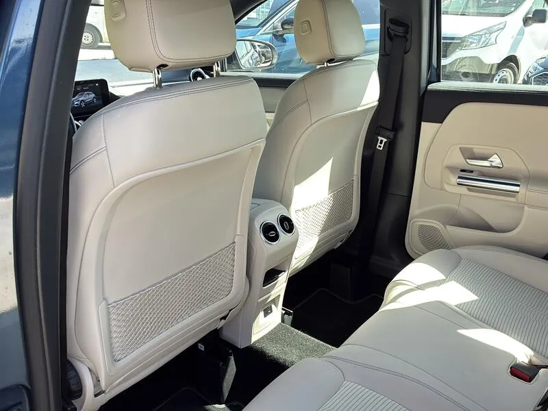 Mercedes-Benz GLA 250 e - foto 33