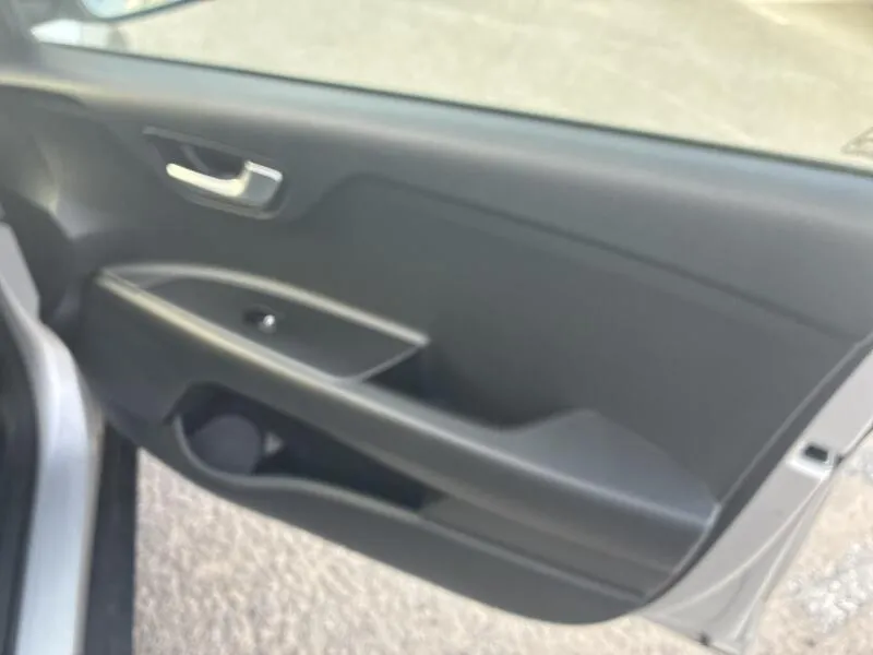 Kia Stonic 1.0 T-GDi - foto 20