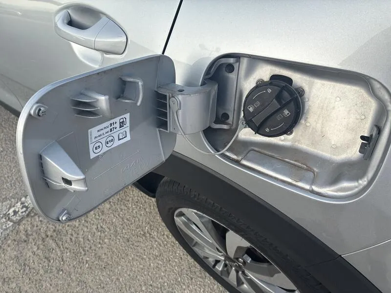 Kia Stonic 1.0 T-GDi - foto 13
