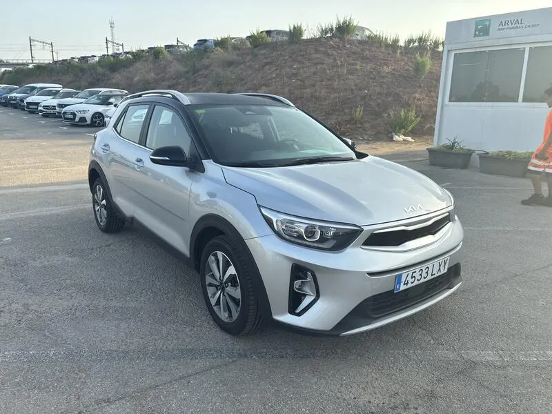 Kia Stonic 1.0 T-GDi - foto 8