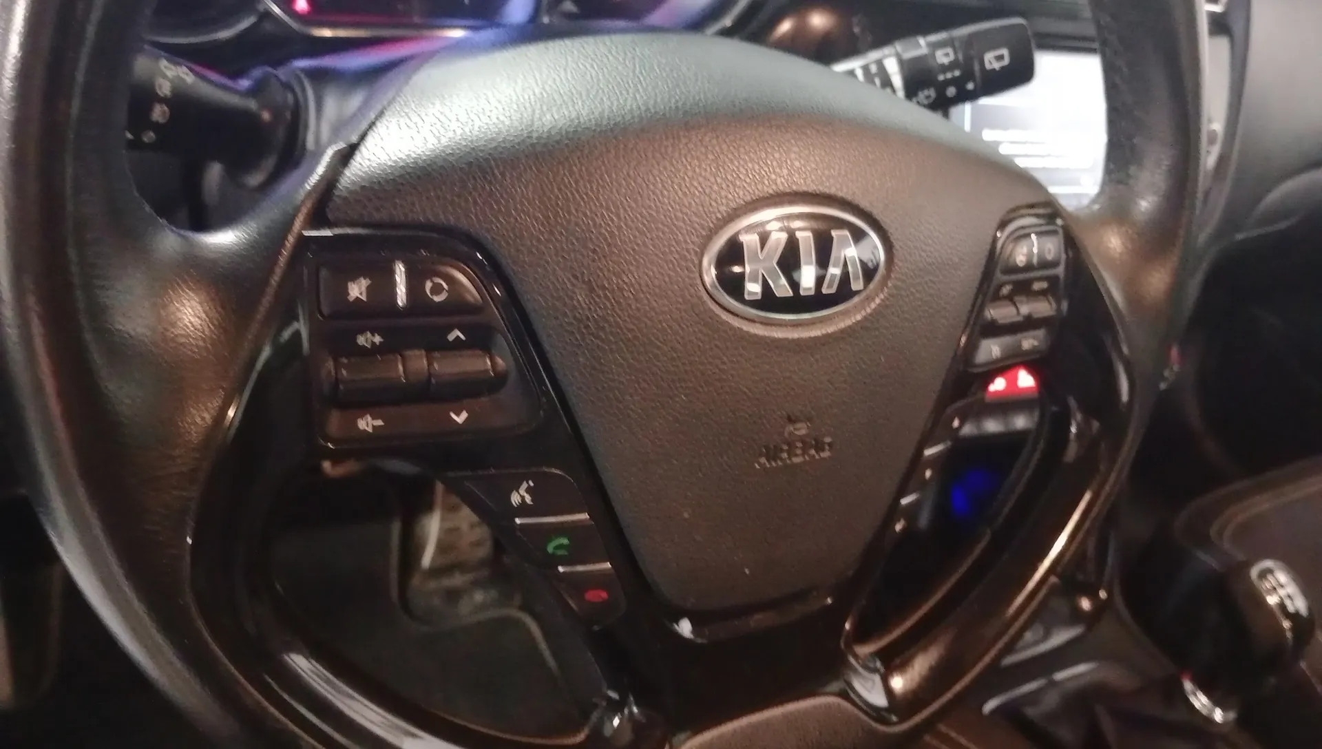 Kia Ceed 1.0 T-GDi Concept Eco-Dynam - foto 19