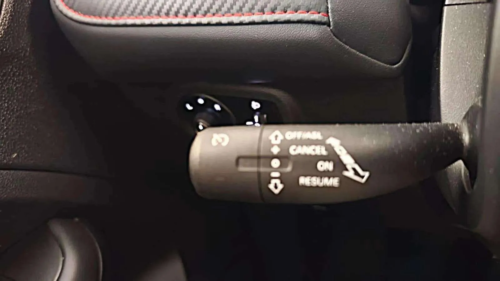 MG ZS 1.5 Luxury - foto 13
