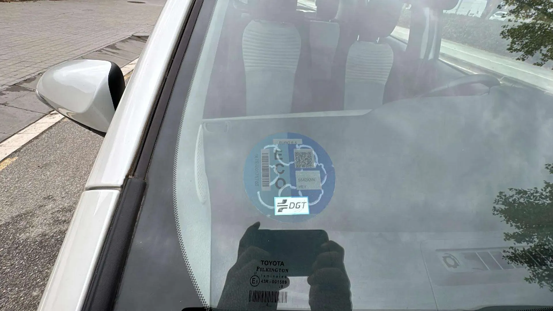 Toyota Yaris 1.5 Hybrid Active - foto 22