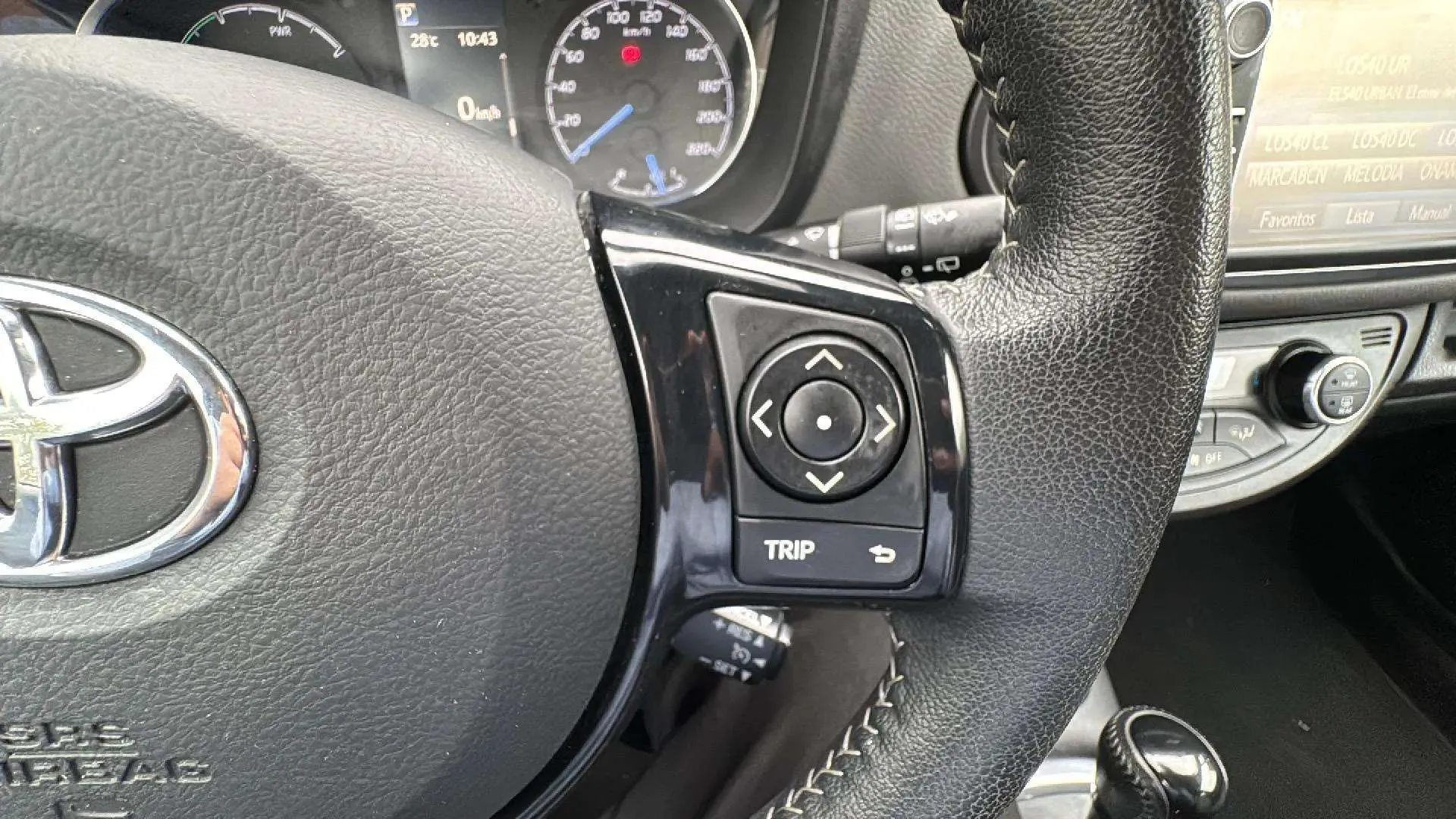 Toyota Yaris 1.5 Hybrid Active - foto 20