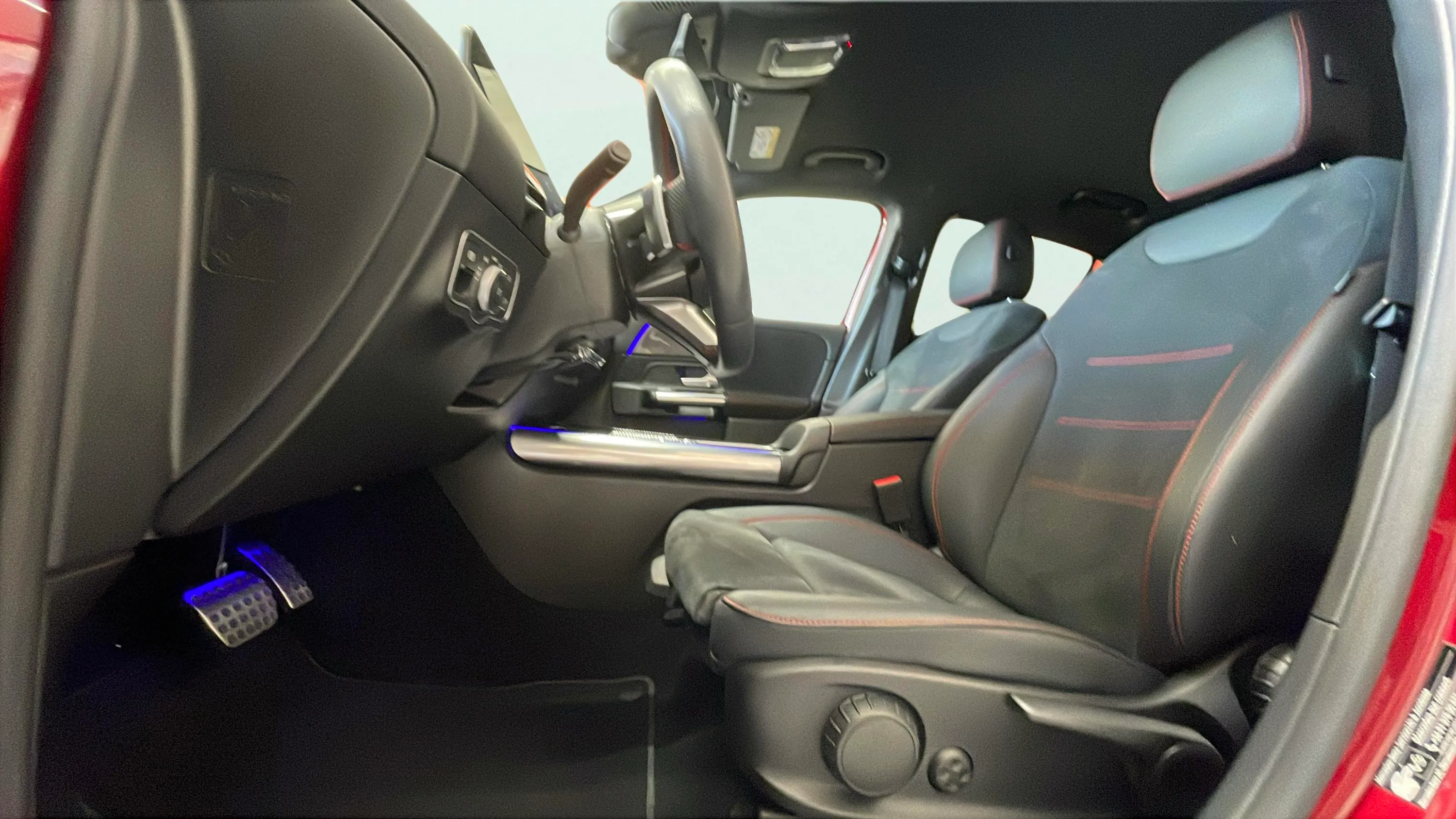 Mercedes-Benz GLA 200 D - foto 21