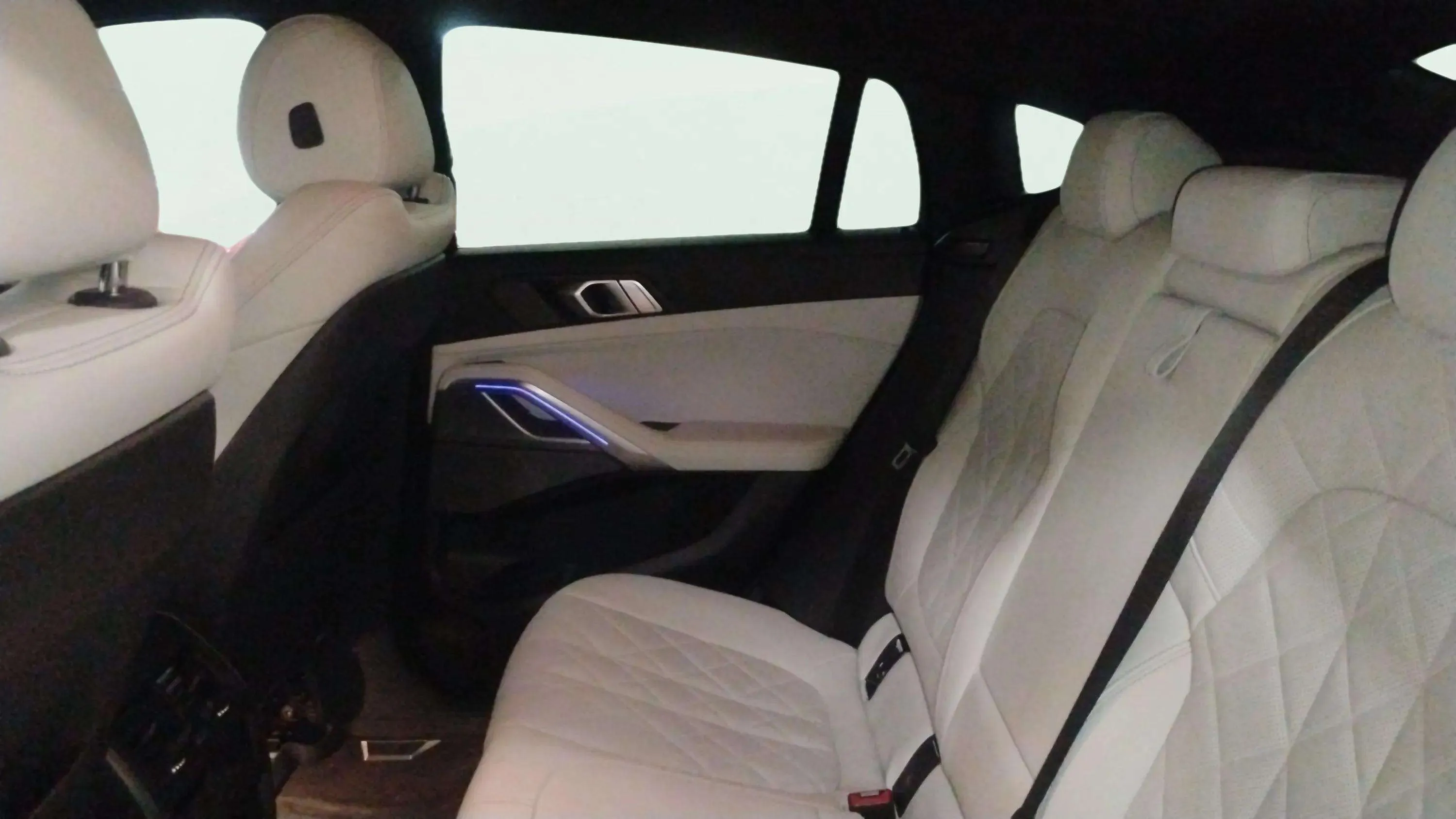 BMW X6 xDrive40d - foto 13