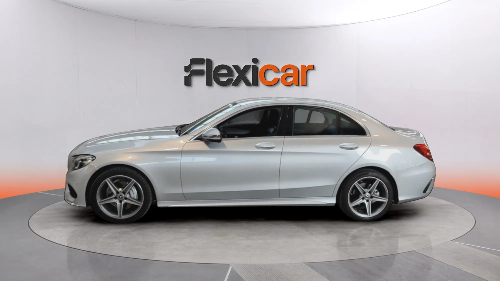 Mercedes-Benz Clase C C 220 d AMG Line - foto 4