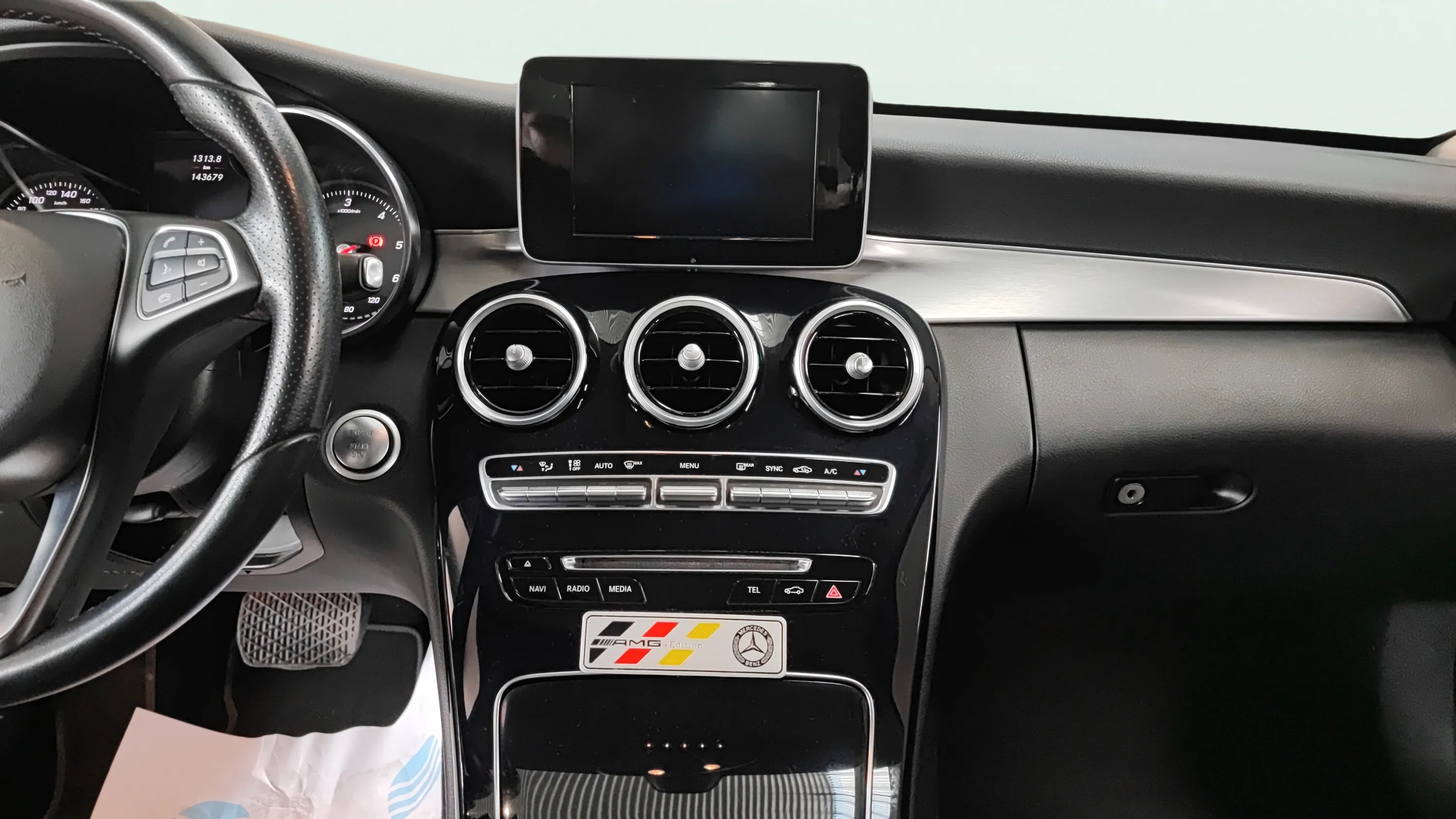 Mercedes-Benz Clase C C 220 d AMG Line - foto 12